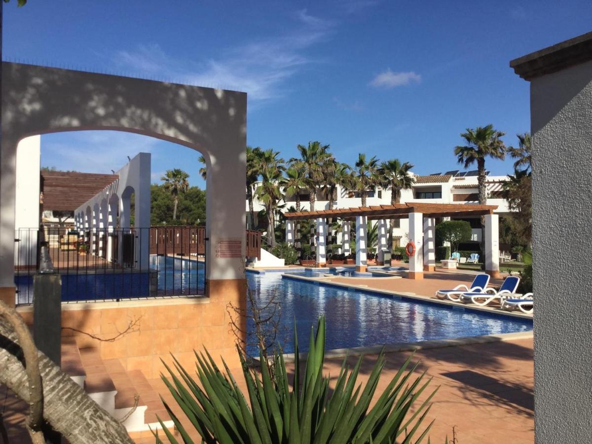 Residencia Cala Dorada Apartamento *